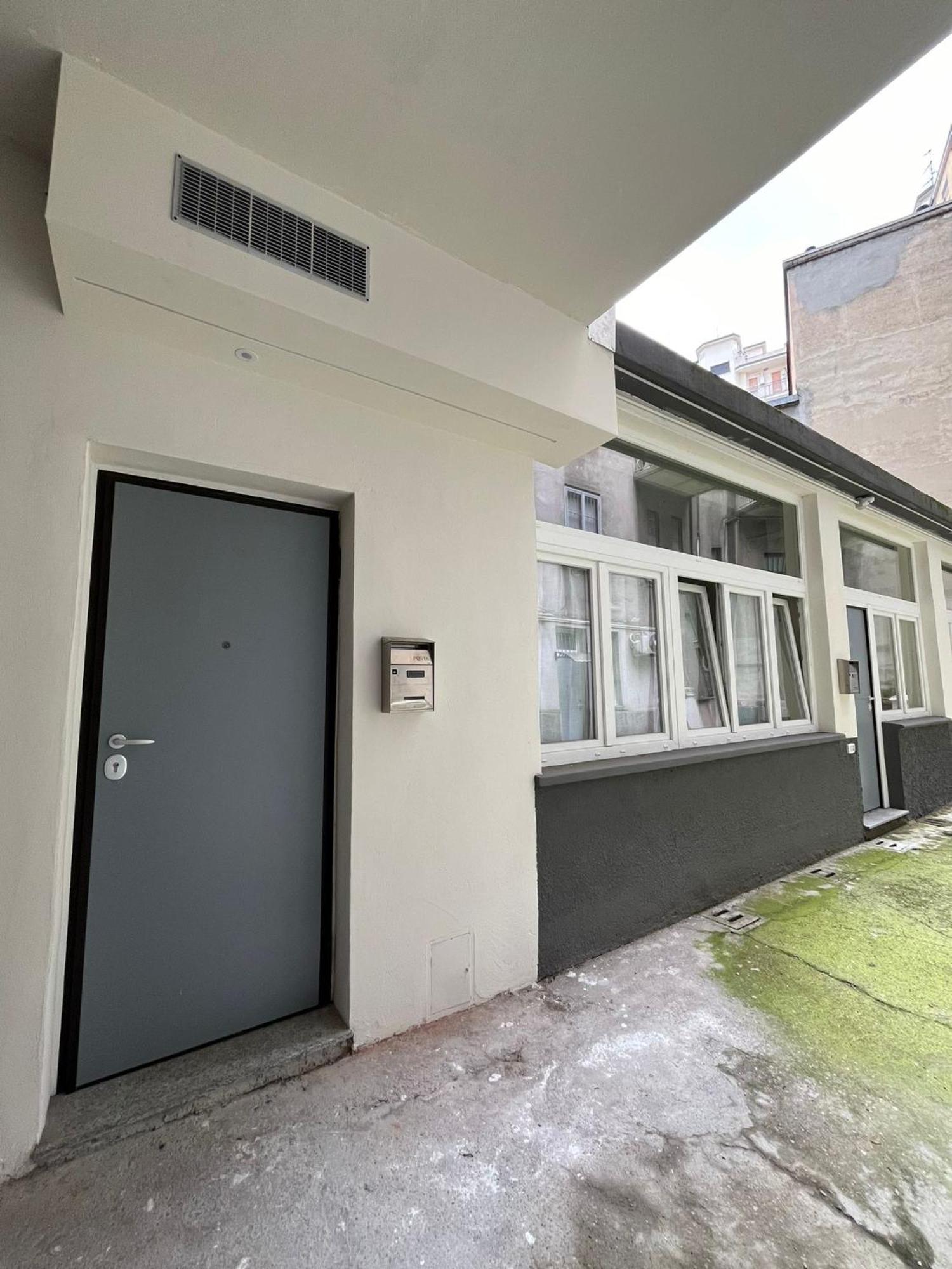 Ferienwohnung Monolocale Piazza Gambara M1 Mailand Exterior foto